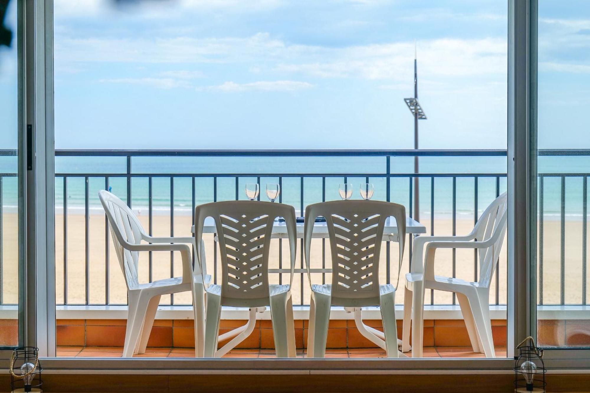 Avec Vue Sur La Baie Des Sables D'olonne - 4 Personnes Apartment