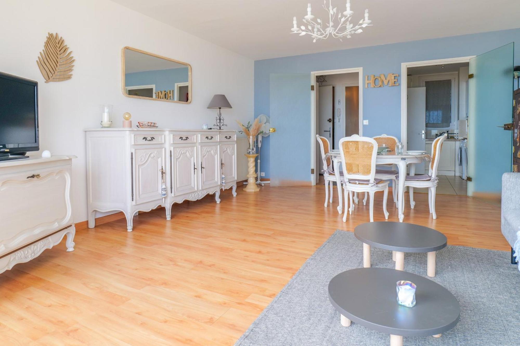 Avec Vue Sur La Baie Des Sables D'olonne - 4 Personnes Apartment