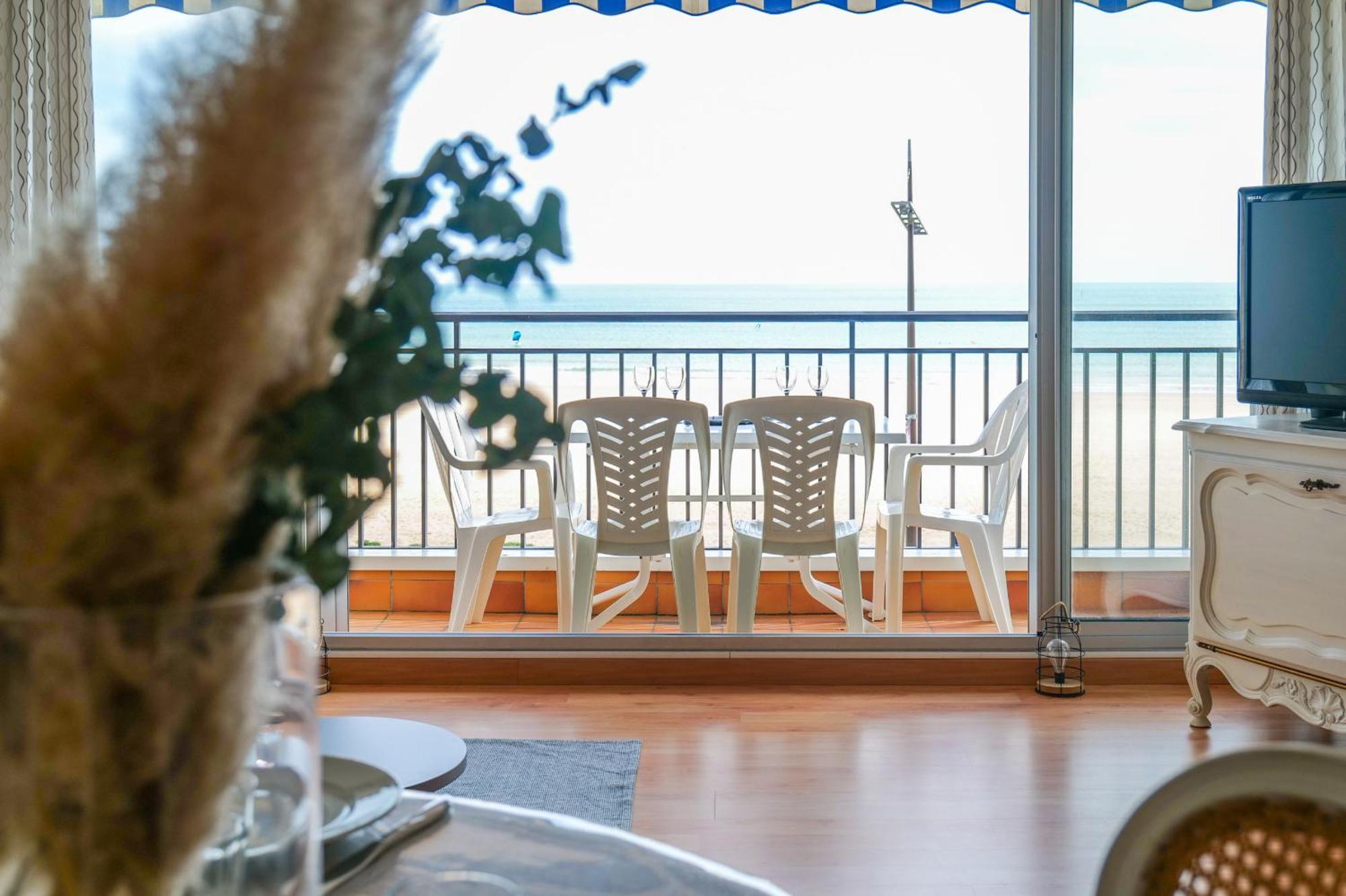 Apartment Avec Vue Sur La Baie Des Sables D'olonne - 4 Personnes *